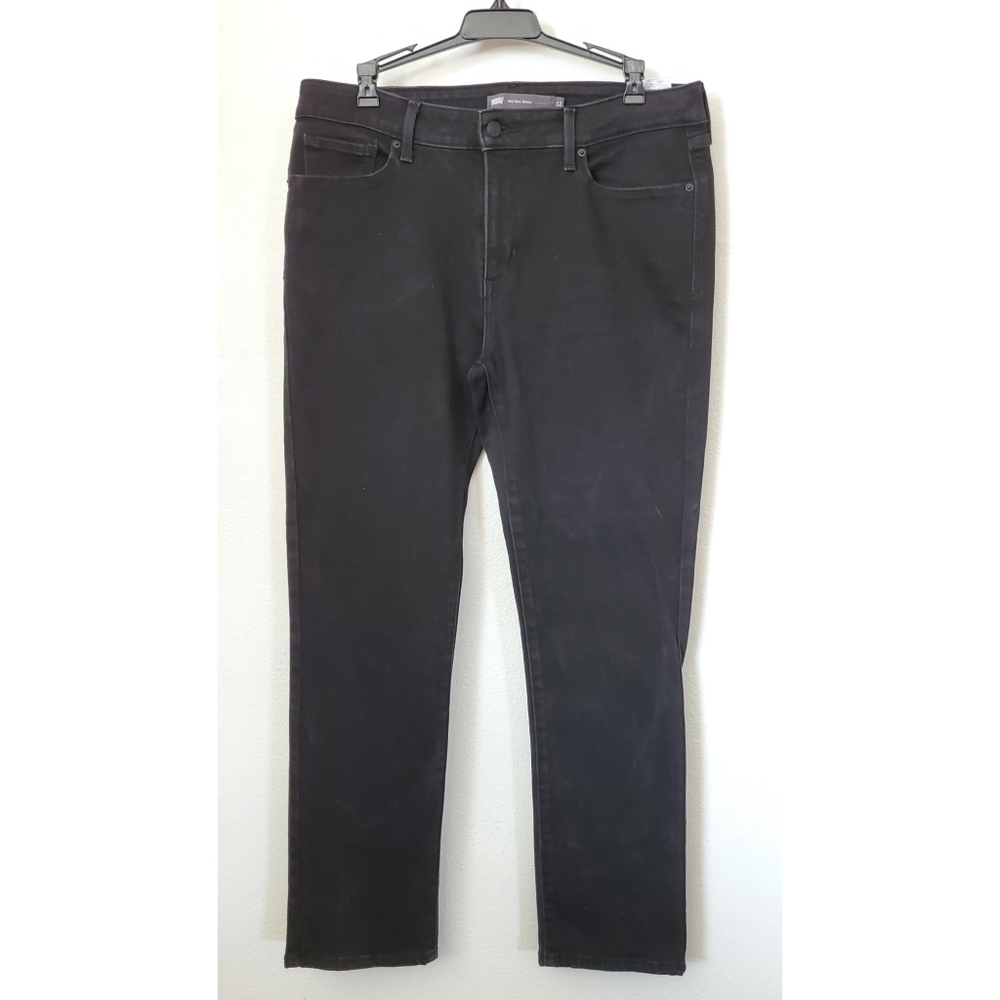 12 EUC Black Levis Mid-Rise Straight Leg Jeans